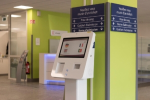 Check-In Terminal im Krankenhaus