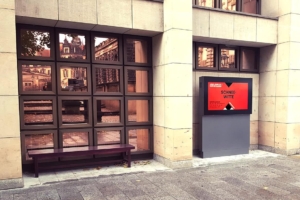 Outdoorterminals an der Semperoper