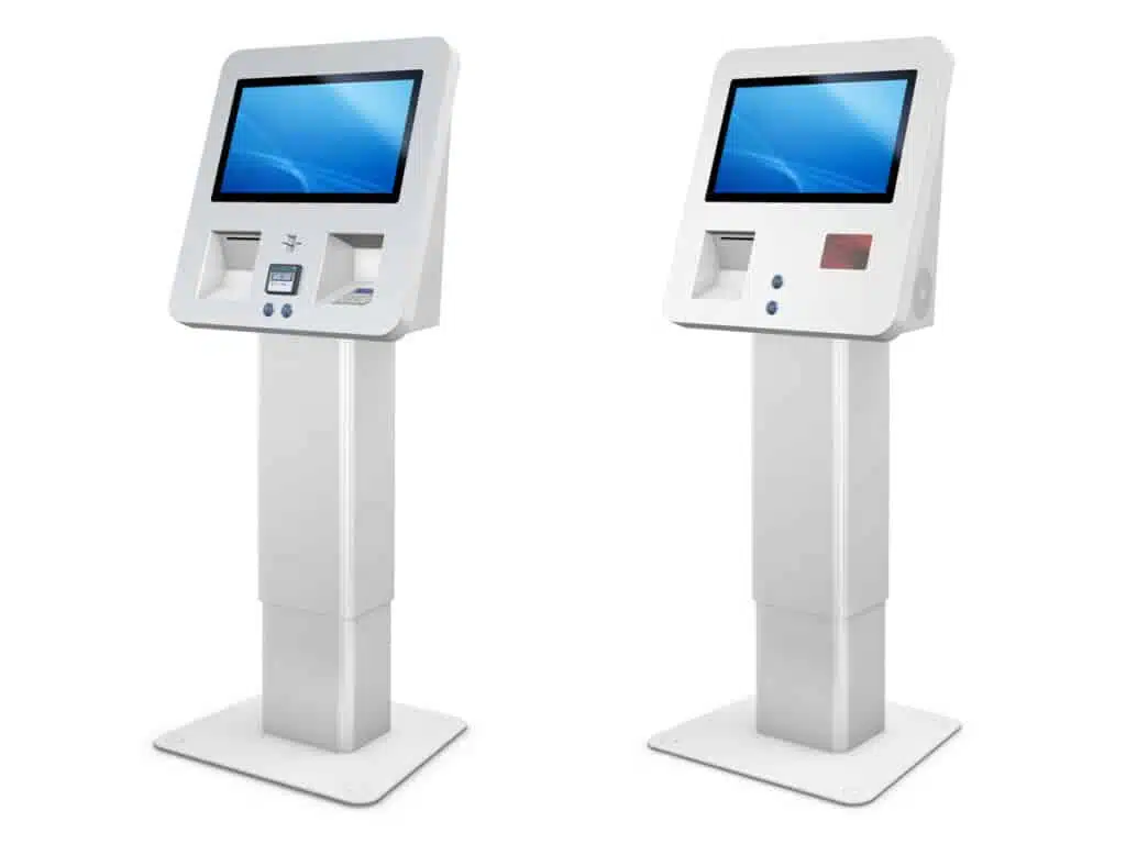 SACHMET - Digitales Kiosksystem mit höhenverstellbarem Fuß von eKiosk